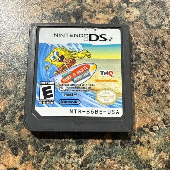 Nintendo DS Lite Rose Gold Handheld Gaming Console Game, Charger, Case, Stylus - Picture 11 of 13